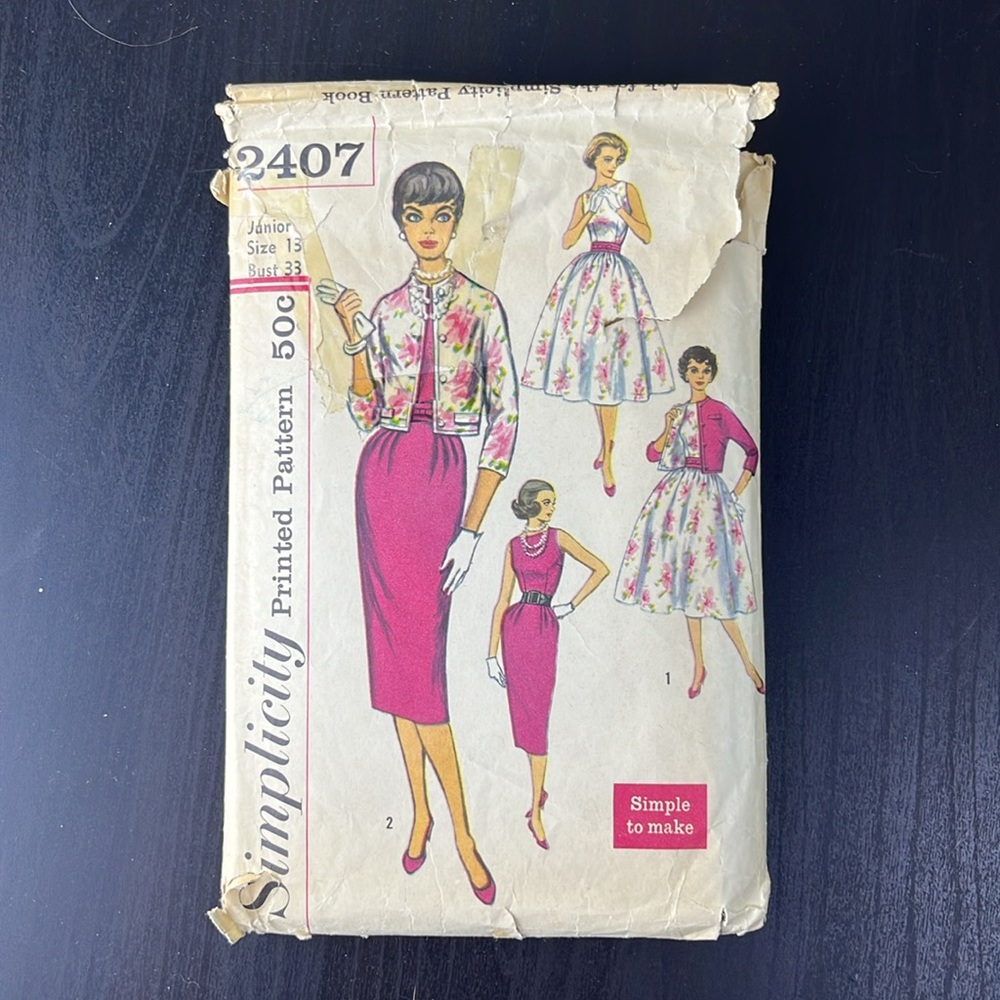 Simplicity Printed Pattern 2407
